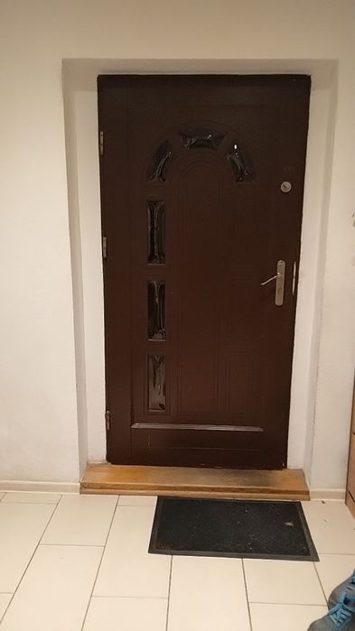 Sprzedam drzwi drewniane 70 mm grube