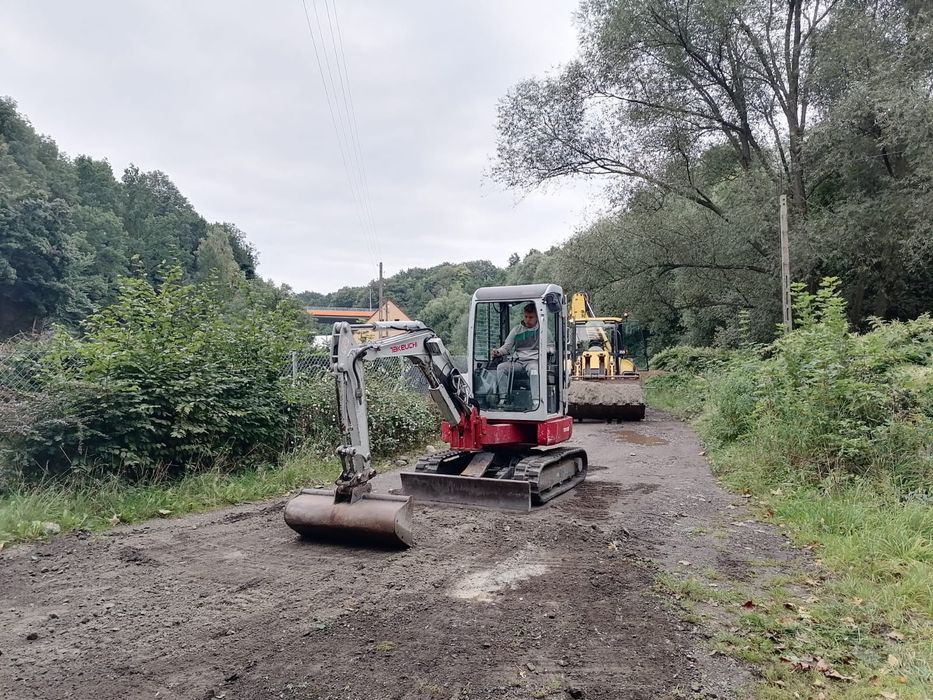 Usługi koparka kołową 18t/minikoparka 3.5t/transport wywrotka 4oś