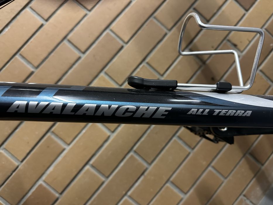 Bicicleta GT Avalanche