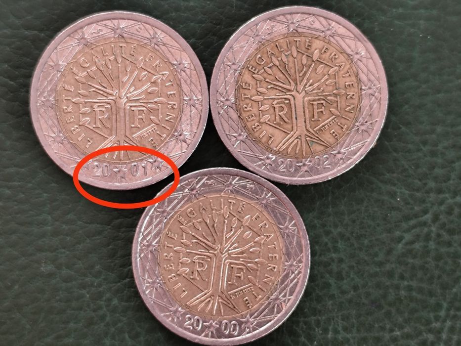 Moedas de €2 com defeito
