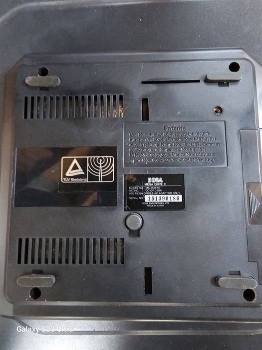2 Sega Mega Drive
