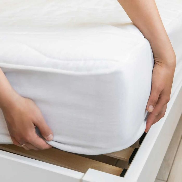 Наматрацник-чохол  з гіпоалергенним наповнювачем, наматрасник