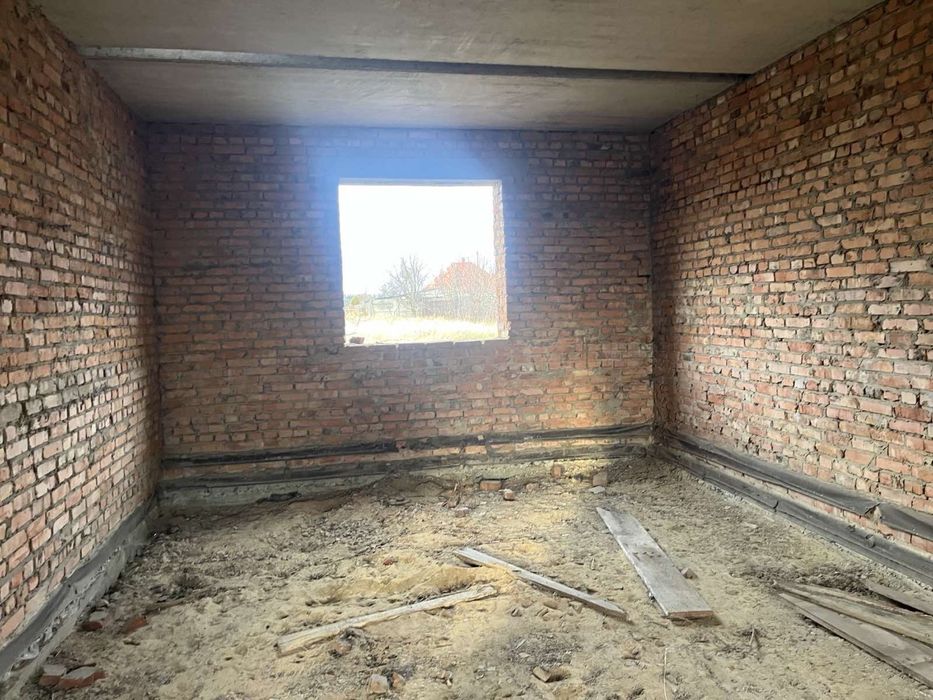 Продається будинок у смт.Шкло 20 соток