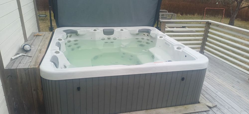 Sprzedam jacuzzi