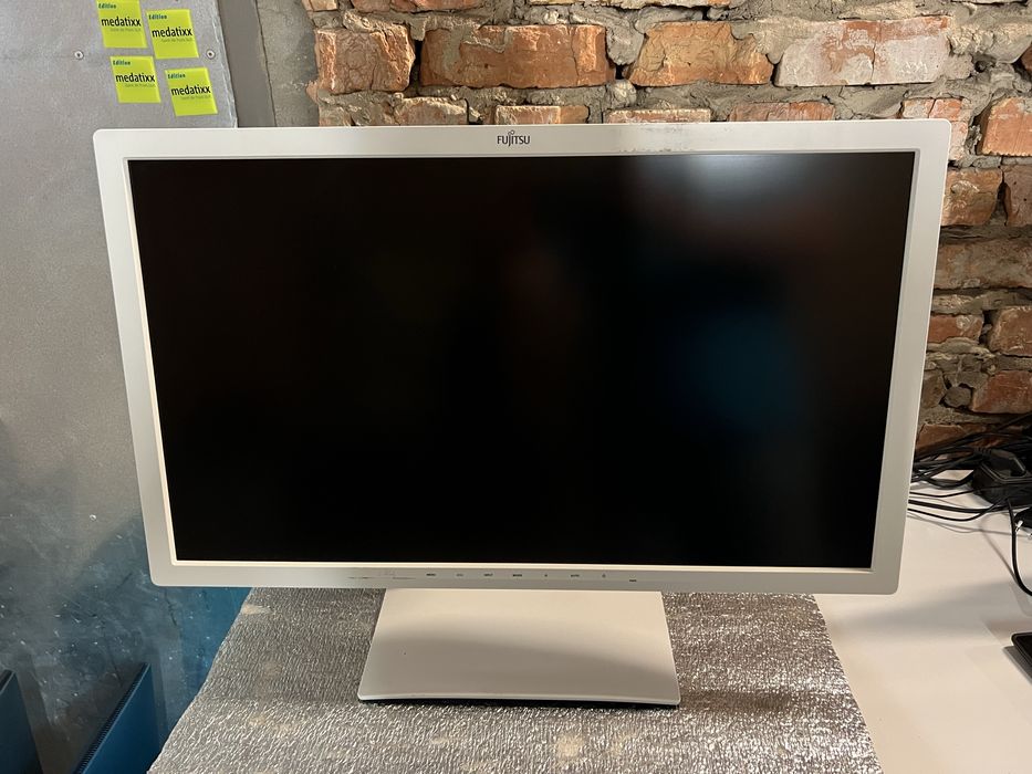 Монітор Fujitsu 27 діагональ 2К