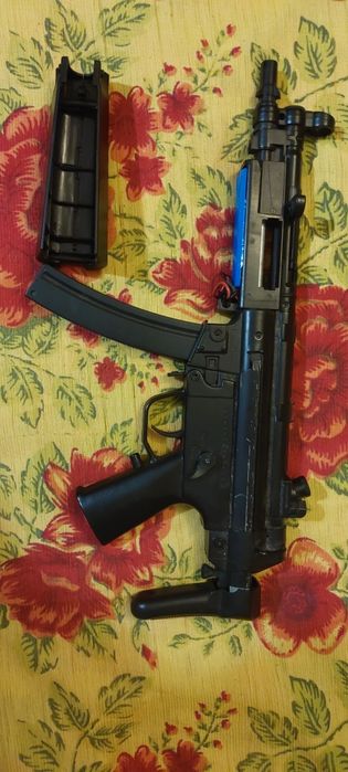 Продам стайкбольний автомат MP-5