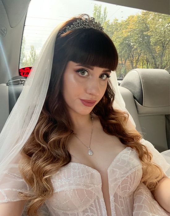 Прикраси діадема корона підвіска сережки