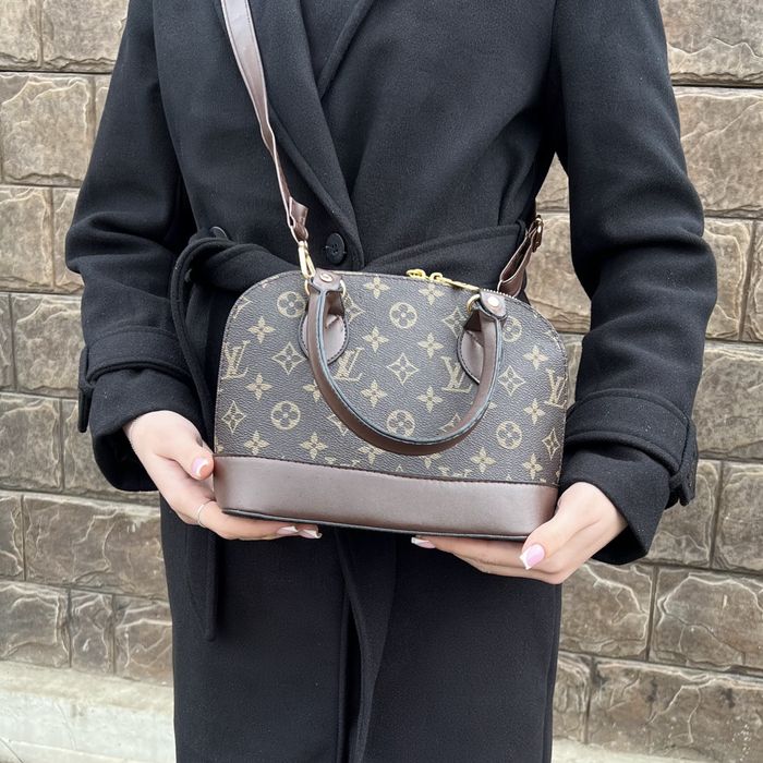 Жіноча сумка Louis Vuitton / стильна та містка Луі Вітон