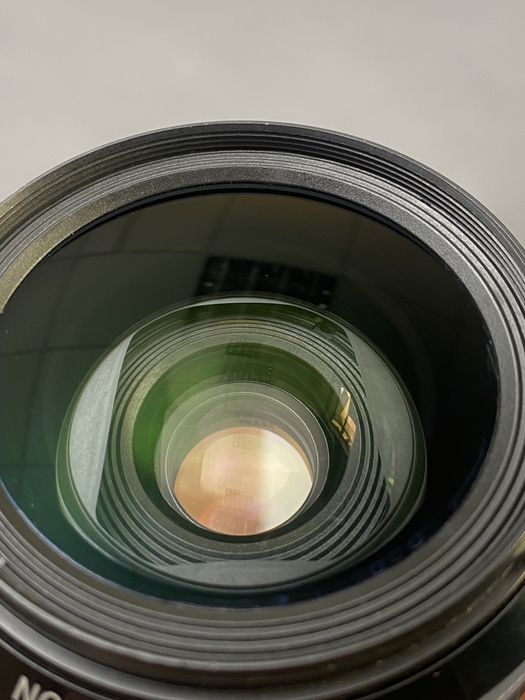 Canon 28mm f1.8 EF