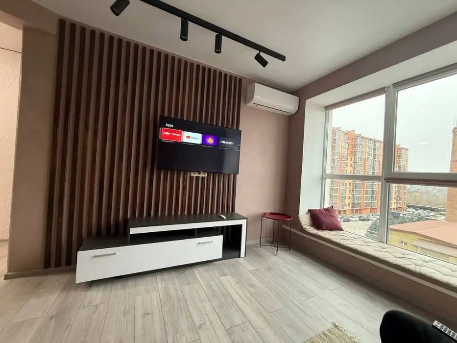 Оренда 2к квартири в жк Барви