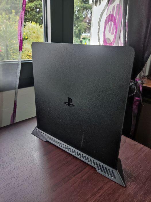 PS4 Slim 1TB FW 11.02 Desbloqueada