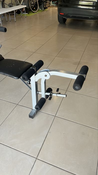 Banco de Musculação Multifunções Vital Fitness c/ Peck Deck e Pernas