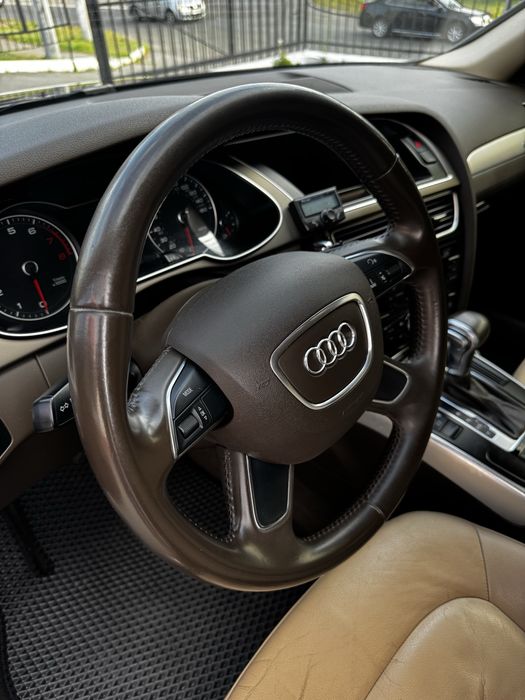 Audi A4b8 рестайлінг