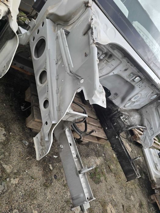 Przód Karoserii Ćwiartka Rama Podłużnica Mercedes Sprinter W906 MS21612