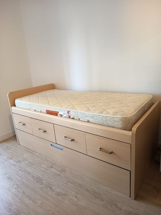 Cama single Dicarmo com gavetas
