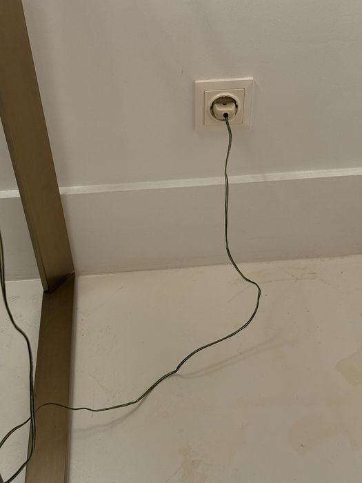 Candeeiro latão - electrificação nova led - casquilho grosso
