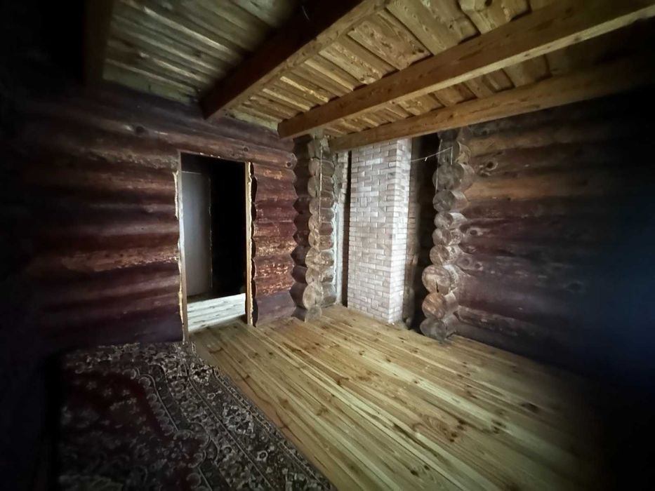 Будинок дерев"яний зруб з модрини р-н Бишів