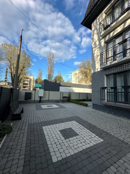 Квартира в клубному будинку