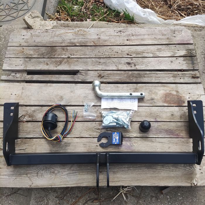 Фаркоп комплект на Mazda CX5 2012-2015 гв