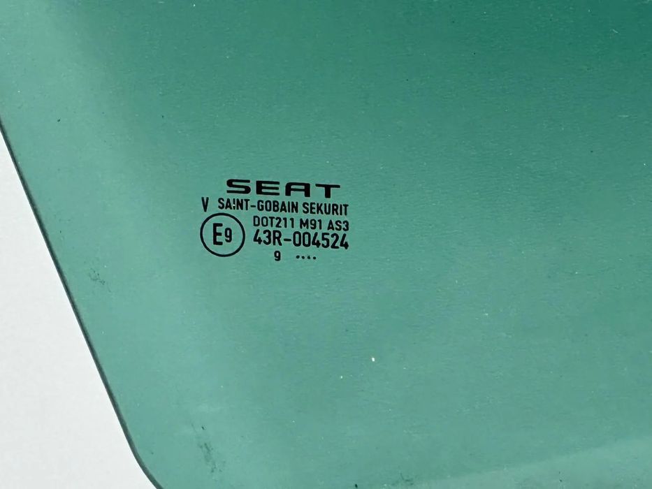 Vidro Frente / Trás Direito / Esquerdo - Seat Ibiza 6J (2009)