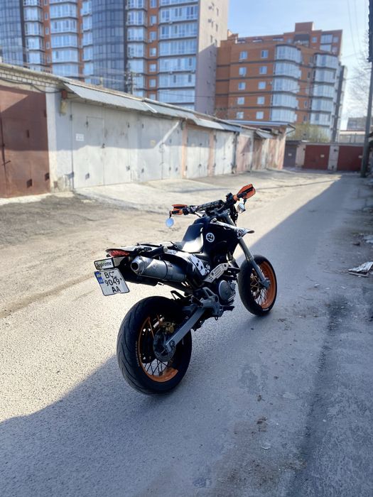 Мотоцикл Honda FMX650 на доках мотард супермото