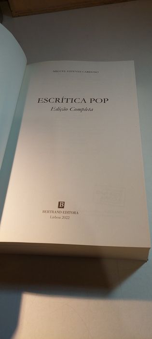 Escrítica Pop - Miguel Esteves Cardoso