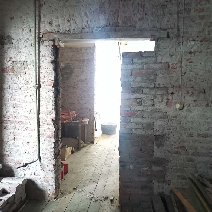 Продам двокімнатну квартирум.Самбір