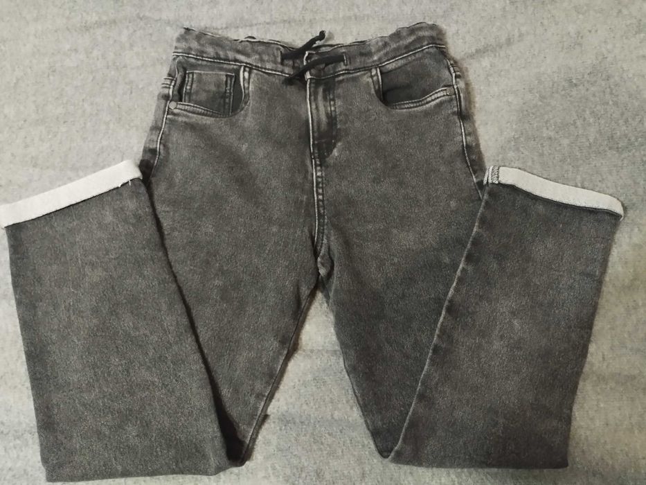 Джинсы Sinsay на рост 140 см