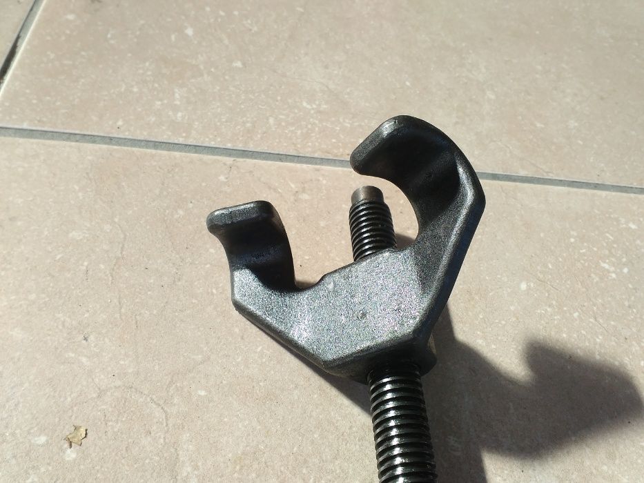 Grampos de molas de suspensão