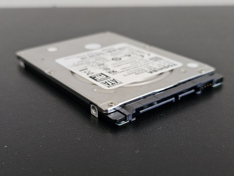 Toshiba MQ01ACF032 wewnętrzny dysk twardy 320 GB