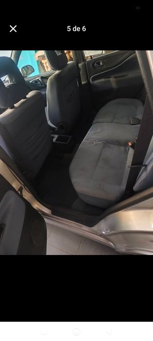 Mitsubishi carrinha