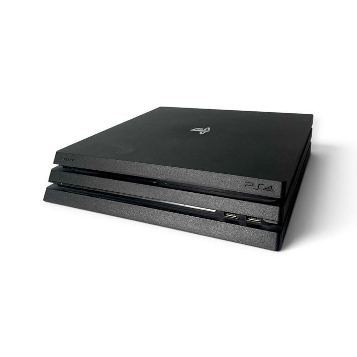 Sony PlayStation 4 Pro 1TB Model CUH-7116B + Pad + 4 Gry