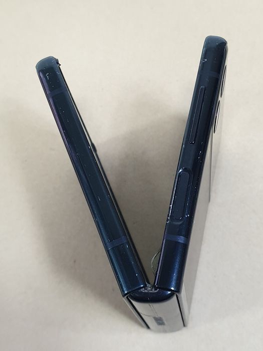 Samsung Galaxy Z Flip 3 "8/256gb"
