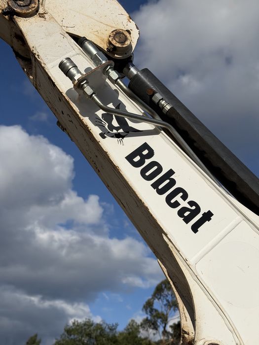 Mini Giratoria Bobcat E26