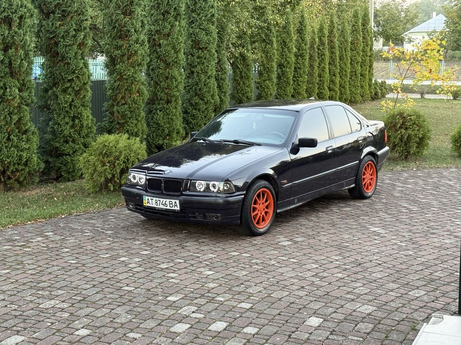 Продам BMW 3 E36