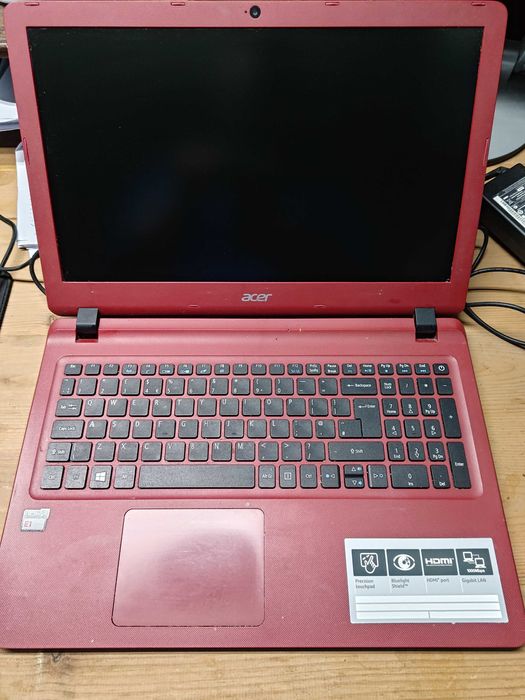Laptop Acer Aspire ES1-523/524