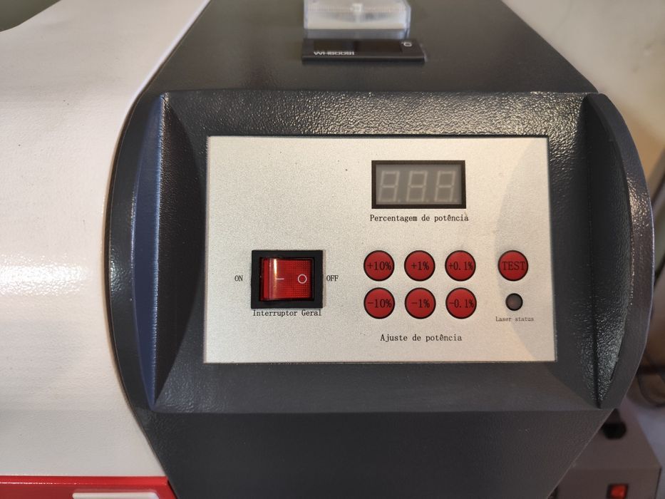 Máquina co2 gravação e corte  laser 5mm 600 x 400