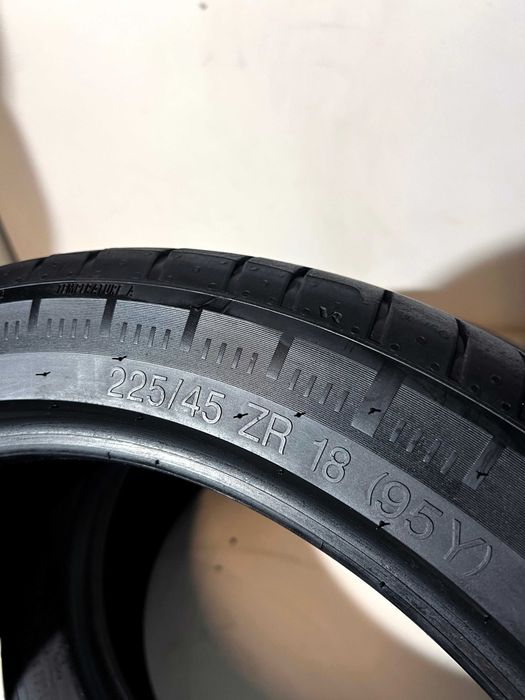 Pneus Vredestein Ultrac Pro - 225/45/18 - Como NOVOS