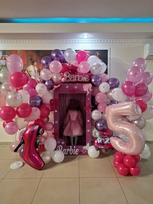 Фотозона коробка Барбі