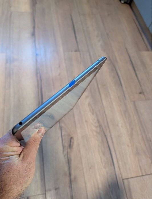 IPad 9 покоління 64ГБ WIFI