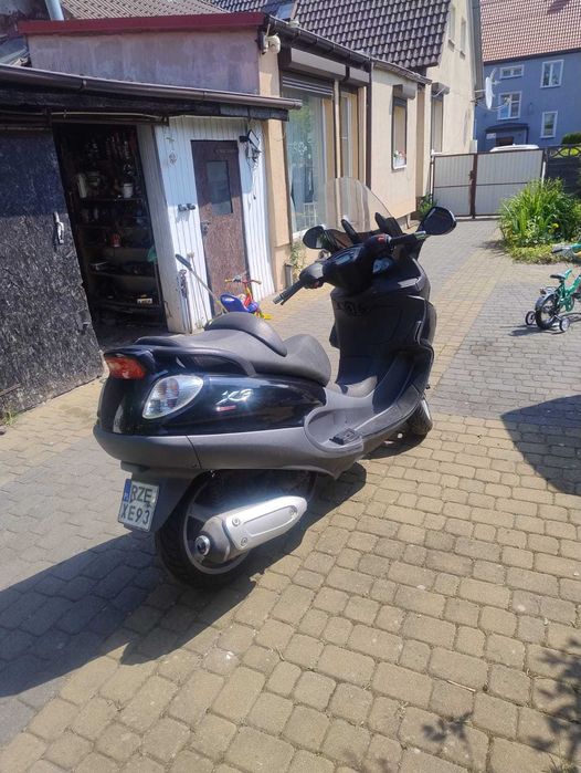 Skuter Piaggio X9 125