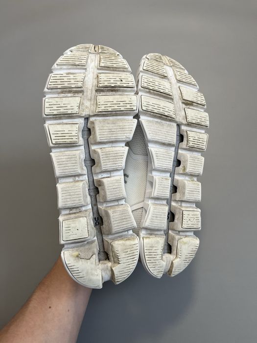 On Cloud 5 Running  42(27см)Cloudnova Cloudmonster