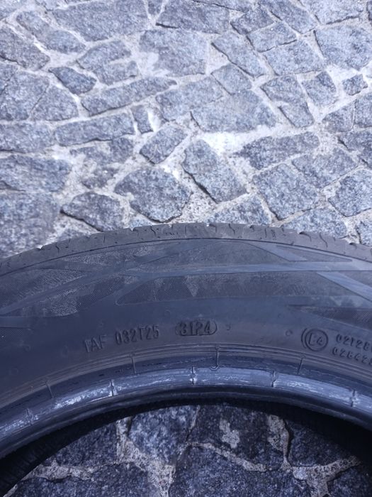 Vendo pneus semi-novos 195/60/18 Continental