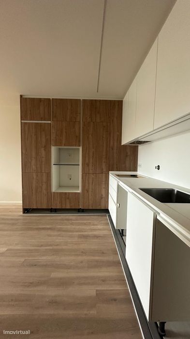 Apartamento, Santa Marinha e São Pedro da Afurada — Santa Marinha E São Pedro Da Afurada, Porto