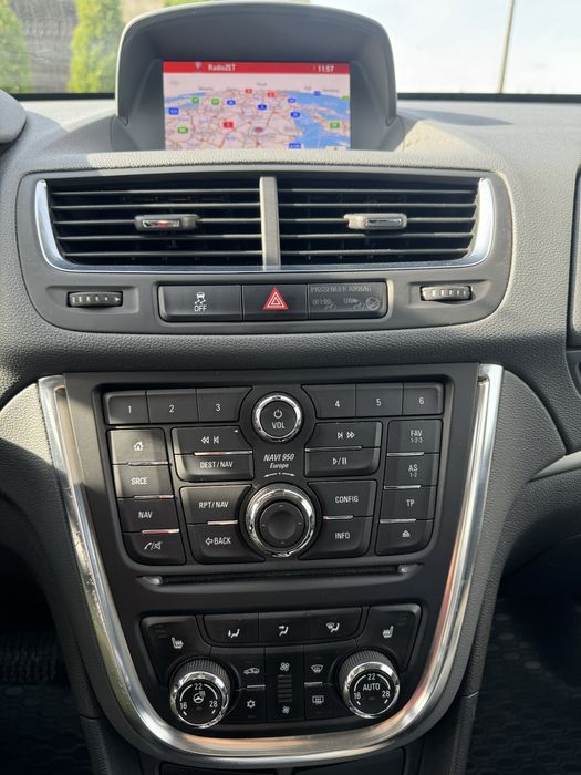 Sprzedam w super stanie auto Opel Mokka