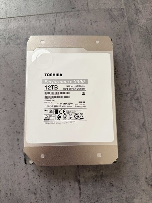 Disco HDD Toshiba X300 12TB – 3.5" SATA64169667441538120