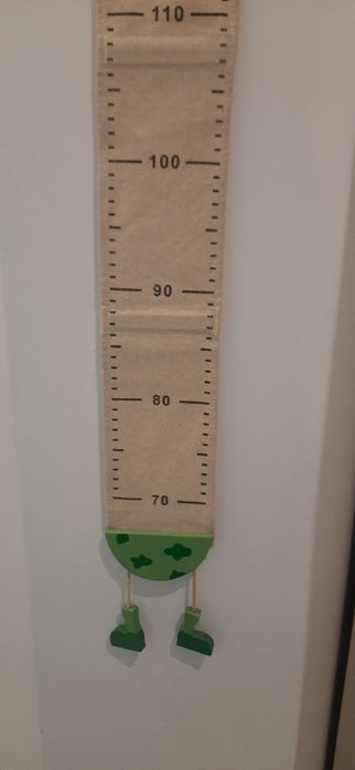 Medidor de altura infantil