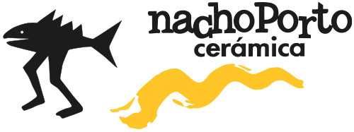 Prato comemorativo da associação “Finisterrae”.