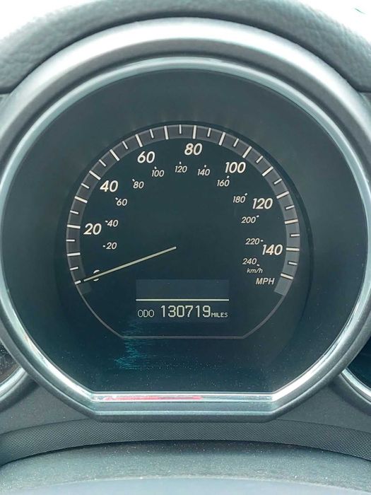 Позашляховик Lexus RX 400H (гібрид)