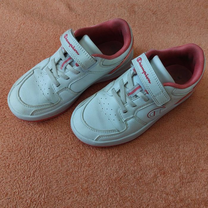 Кросівки для дівчинки